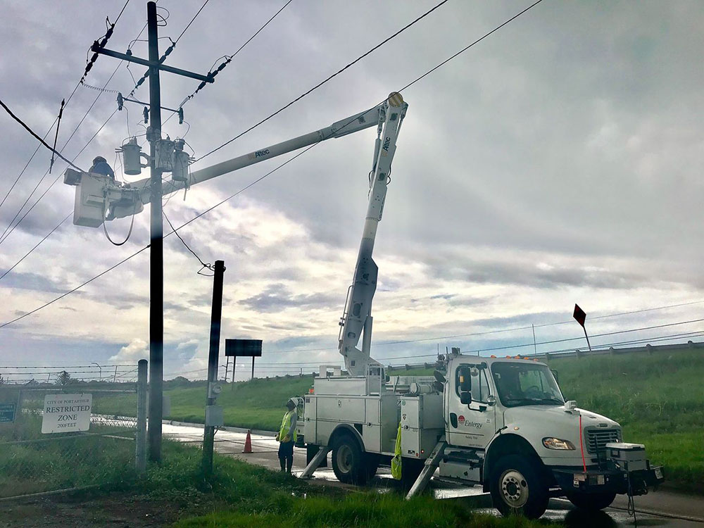 Bucket-Truck-3