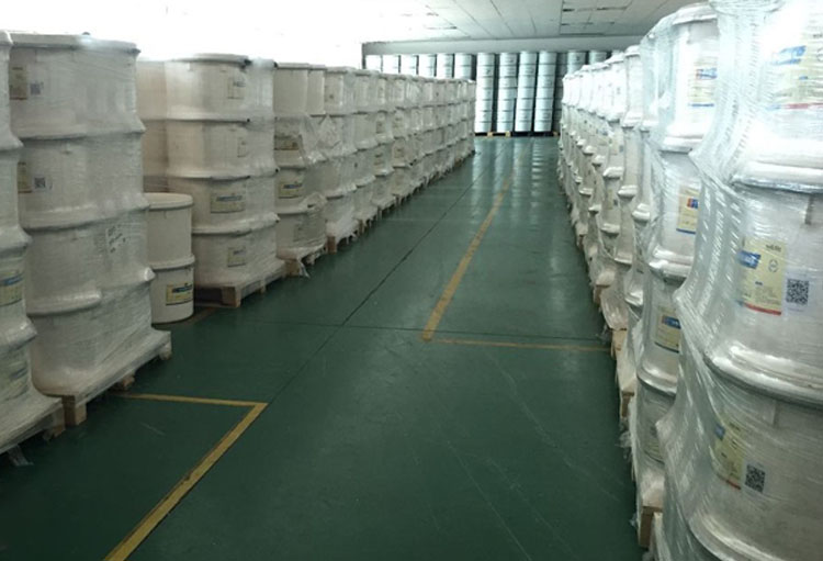 Raw material warehouse